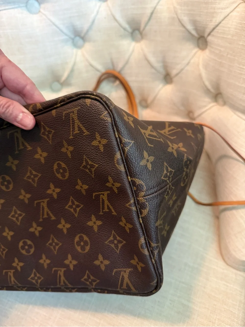Louis Vuitton iconic louis